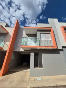 Sobrado com 3 Quartos para alugar, 167m² no Jardim São Carlos, São Carlos