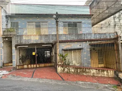 Casa com 2 Quartos para alugar, 150m² no Centro, Nova Iguaçu
