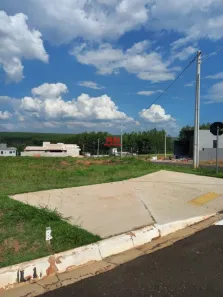 Lote/Terreno à venda, 329m² no Residencial Villa de León, Piratininga