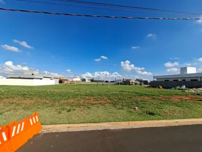 Lote/Terreno à venda, 280m² no Residencial Village Damha III, Araraquara