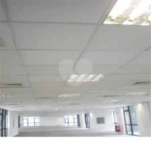 Sala Comercial para alugar, 1000m² no Vila Cordeiro, São Paulo