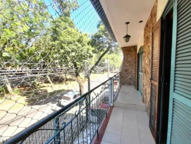 Casa com 4 Quartos à venda, 187m² no Jardim São Pedro, Porto Alegre