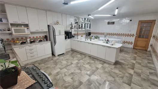 Sobrado com 4 Quartos à venda, 213m² no Vila Paiva, São Paulo