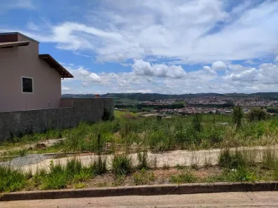 Lote/Terreno à venda, 450m² no Loteamento Residencial Tiradentes, Poços de Caldas