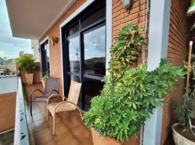 Sobrado com 3 Quartos à venda, 223m² no Jardim Paulistano, Ribeirão Preto