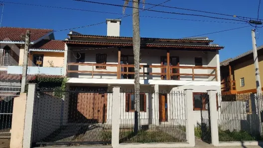 Casa com 3 Quartos à venda, 389m² no Guarujá, Porto Alegre