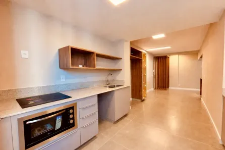 Apartamento com 3 Quartos à venda, 98m² no Centro, Florianópolis