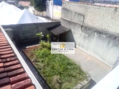 Casa com 3 Quartos à venda, 230m² no Alto São Pedro, Taubaté