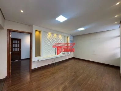 Casa com 5 Quartos para alugar, 233m² no Jardim Stella, Santo André