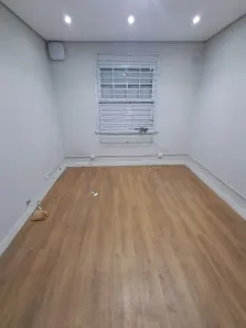 Sala Comercial com 4 Quartos para alugar, 170m² no Vila Anastácio, São Paulo