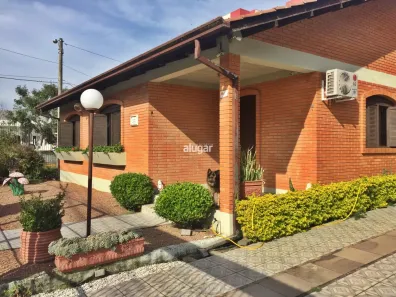Casa com 3 Quartos para alugar, 260m² no Interlagos, Caxias do Sul