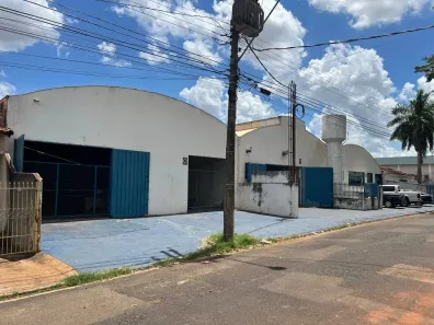Galpão/Depósito/Armazém para alugar, 2200m² no Vila Moreira, São José do Rio Preto