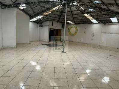 Galpão/Depósito/Armazém à venda, 435m² no Jardim Bonfiglioli, São Paulo
