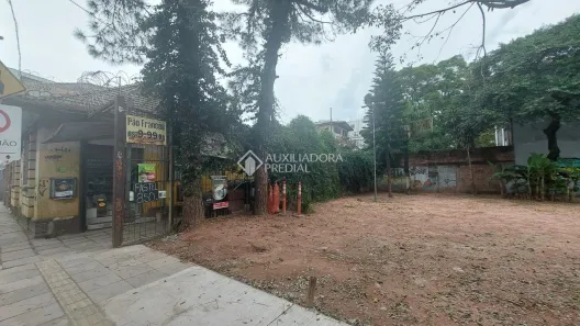 Casa com 5 Quartos à venda, 400m² no Santa Cecília, Porto Alegre