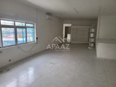 Sala Comercial para alugar, 239m² no Jardim Adutora, São Paulo