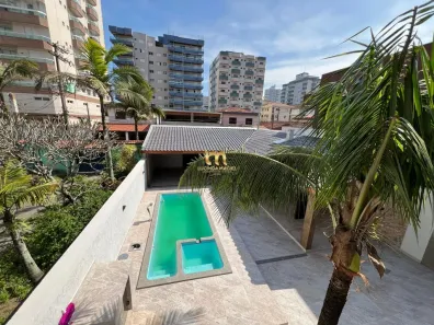 Sobrado com 4 Quartos à venda, 235m² no Caiçara, Praia Grande