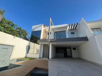 Casa com 3 Quartos à venda, 220m² no Jardim Amália, Volta Redonda
