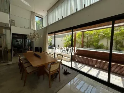 Casa de Condomínio com 4 Quartos para alugar, 400m² no Nova Uberlândia, Uberlândia