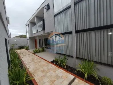 Casa com 2 Quartos à venda, 84m² no Cidade Jardim, Caraguatatuba