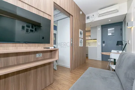Apartamento com 1 Quarto para alugar, 29m² no Água Verde, Curitiba