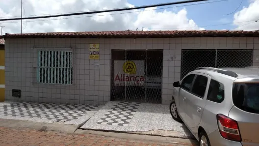 Casa com 3 Quartos à venda, 286m² no Lagoa Nova, Natal