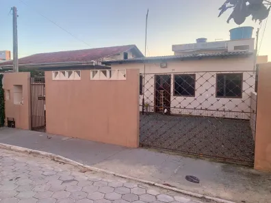 Casa com 3 Quartos à venda, 61m² no Centro, Navegantes