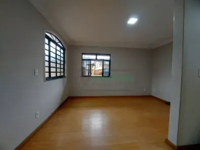 Casa com 3 Quartos à venda, 285m² no Ipiranga, Juiz de Fora