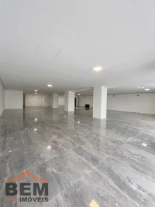 Sala Comercial para alugar, 350m² no Fazendinha, Itajaí