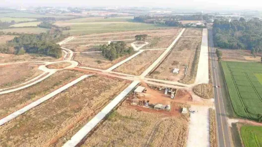 Lote/Terreno à venda, 295m² no Cará-cará, Ponta Grossa