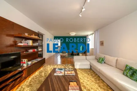 Apartamento com 2 Quartos para alugar, 207m² no Jardim Paulista, São Paulo