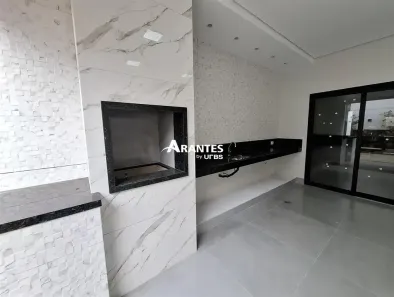 Casa com 3 Quartos à venda, 200m² no Laranjeiras, Uberlândia