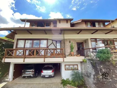 Casa de Condomínio com 3 Quartos à venda, 600m² no Santa Elisa, Nova Friburgo