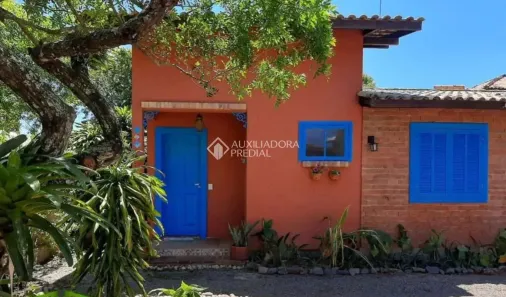 Casa com 2 Quartos à venda, 150m² no Rio Tavares, Florianópolis