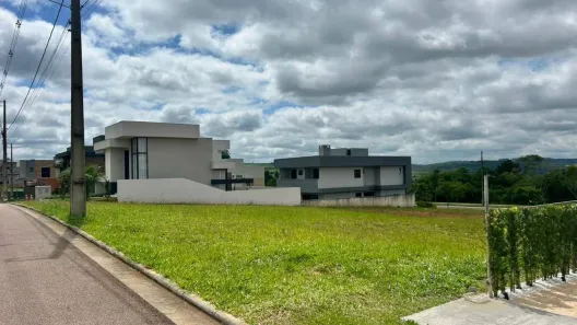 Lote/Terreno à venda, 302m² no Jardim Carvalho, Ponta Grossa