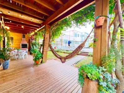 Casa com 3 Quartos à venda, 236m² no Coqueiros, Florianópolis
