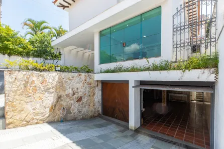 Sobrado com 4 Quartos à venda, 299m² no Jardim da Glória, São Paulo