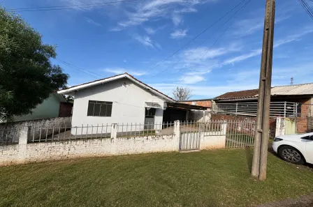 Casa com 2 Quartos à venda, 60m² no Gralha Azul, Pato Branco