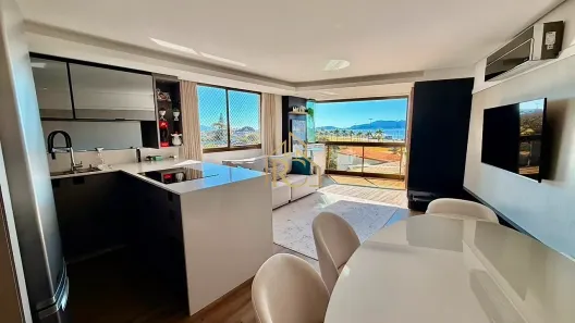 Apartamento com 3 Quartos à venda, 101m² no Estreito, Florianópolis