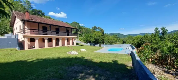 Fazenda/Sítio com 4 Quartos à venda, 238m² no , Picada Café
