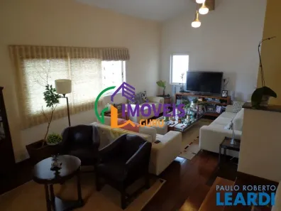 Sobrado com 4 Quartos à venda, 276m² no Vila Madalena, São Paulo