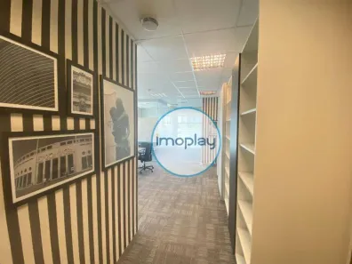 Sala Comercial à venda, 84m² no Vila Cordeiro, São Paulo