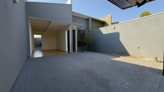 Casa com 2 Quartos para alugar, 85m² no Plano Diretor Sul, Palmas