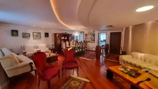 Casa com 3 Quartos para alugar, 350m² no Vila Assunção, Porto Alegre