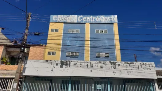 Prédio Residencial com 6 Quartos à venda, 400m² no Recanto das Emas, Brasília