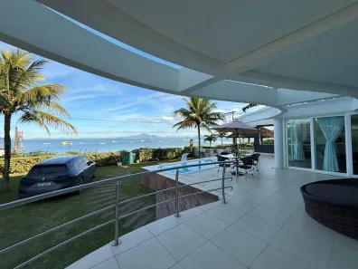 Casa com 5 Quartos à venda, 350m² no Zimbros, Bombinhas