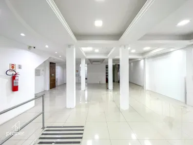 Prédio Comercial com 2 Quartos para alugar, 228m² no Centro, Pelotas