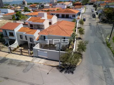 Casa com 3 Quartos à venda, 208m² no Nova Guará, Guaratinguetá