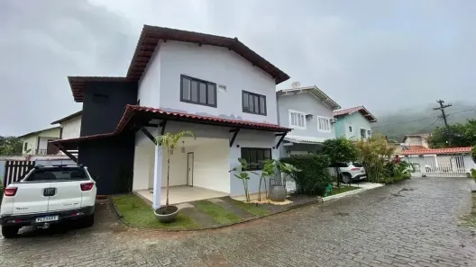 Casa com 3 Quartos à venda, 174m² no Badu, Niterói