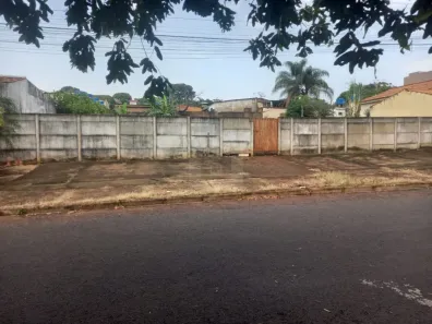 Lote/Terreno à venda, 720m² no Jaraguá, Uberlândia
