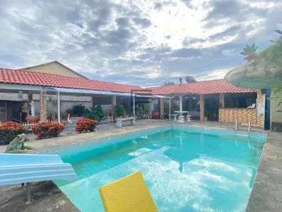 Casa com 4 Quartos à venda, 268m² no Areal, Araruama